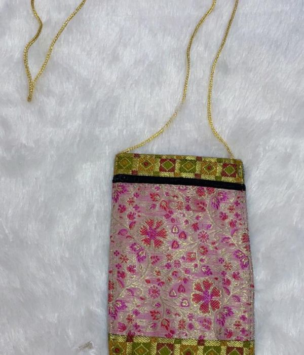 AASHI banarasi brocade mobile pouch