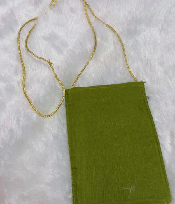 AASHI banarasi brocade mobile pouch