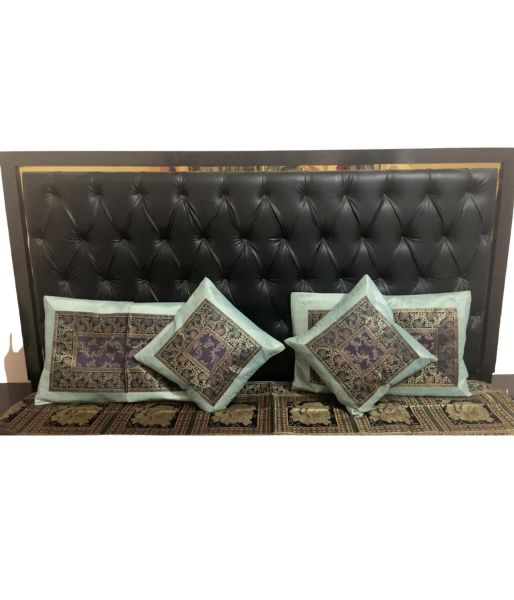 HOME FURNISHIINH  PURE BANARASI BROCHET BED COVER WITH 2 PILLOW AND 2 COUSION COVER