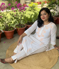 RUHANI Peach Pure Mul Cotton Chikankari Kurti and Pant Set