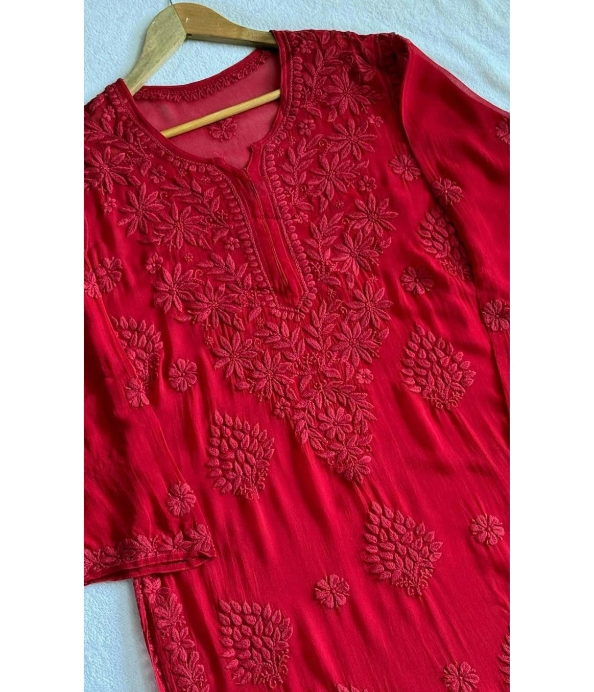AARTI Red Ombre  3D Chikankari Kurti with Golden Kamdani Work
