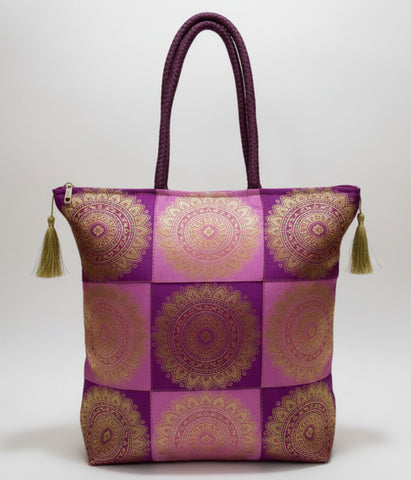 REET Banarasi Brocade Latkan Bag Satrang